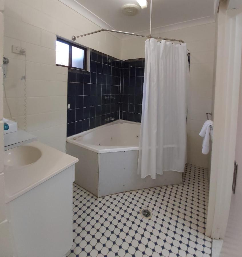 Motel Ingham Ngoại thất bức ảnh